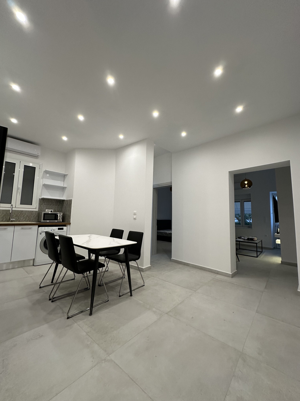 Renovated Apartment with Garden-Veranda in Ano Kypseli