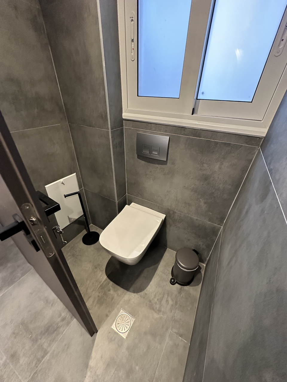 Fully Renovated 120 m² Residence with Garden in Kallithea
